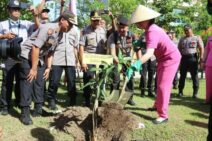 Tanam 15.000 Pohon di SPN Singaraja, Ini Harapan Kapolda Bali