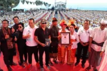 Petitenget Festival – 2.000 Penari Tenun Kerobokan Pecahkan Rekor MURI