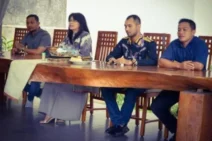 Pengusaha Bali – Gelar Sarasehan Damai di Taman Gong Perdamaian Dunia