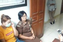 Polda Bali Limpahkan Berkas Majikan Penyiram Air Panas ke Kejari Gianyar
