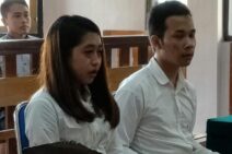 Racik dan Edarkan Tembakau Gorila, Sepasang Kekasih Dituntut 5 Tahun Penjara