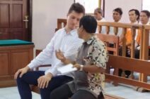 Divonis 10 Bulan, WN Rusia Pemilik 0,29 Gram Hasis Langsung Terima