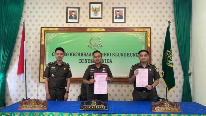Penyerahan berkas ke Penyidik Cabjari Nusa Penida.