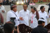 Dukung Pelestarian Tenun Daerah, Presiden Joko Widodo Kunjungi Sentra Tenun Jembrana