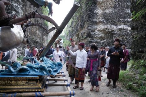 Salurkan Kreativitas Sekaa Teruna Badung, Sekda Adi Arnawa Buka Festival Dresta Lango Ogoh-Ogoh