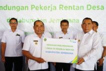 Jembrana Satu-satunya Kabupaten di Bali Beri Jaminan Sosial Bagi Para Pekerja Rentan