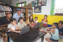 Jelang Idul Fitri, Relawan PLN Peduli Berbagi Kebahagiaan Fasilitas Pendidikan Bagi Anak-Anak Yatim Piatu di Bali