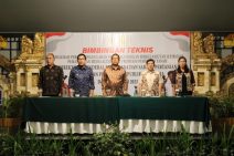 Wawali Arya Wibawa Hadiri Bimtek Kegiatan Prasarana dan Sarana Pertanian Bagi Petani
