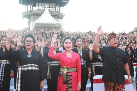 HUT ke-3 PAKIS Bali, Pj. Gubernur Apresiasi Peran Aktif Krama Istri Dalam Memajukan Adat, Tradisi, Seni dan Budaya serta Kearifan Lokal Bali