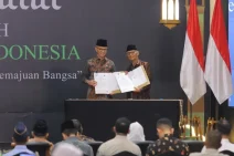 OJK dan MUI Tandatangani Nota Kesepahaman Penguatan Sektor Jasa Keuangan Syariah