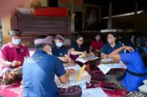 Lestarikan Naskah Kuno Disbud Badung Gelar Konservasi Lontar