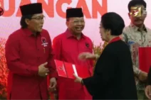 Senyum Semringah Koster-Giri usai Terima Rekomendasi PDIP Tarung Pilgub Bali