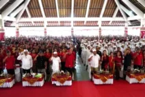 Tekad Bulat Ribuan Warga Gianyar Menangkan Koster-Giri dan AMAN
