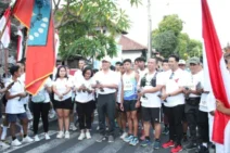 Tingkatkan Minat Masyarakat Untuk Berolahraga,  Sekda Alit Wiradana Buka GelogoRun 