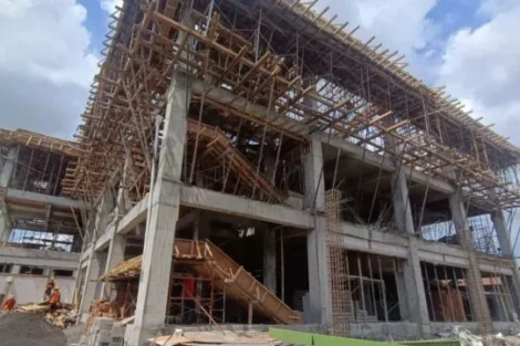 Pemkot Denpasar Sampaikan Progres Fisik Pembangunan Puskesmas Ibu dan Anak