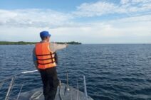 Mancing Cumi Diperairan Teluk Terima Sumberkima, Nelayan Hilang