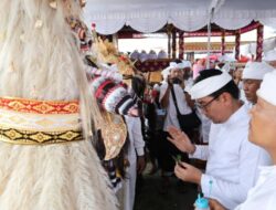 Wawali Arya Wibawa Hadiri Karya Ngeratep, Melaspas lan Pasupati di Pura Dalem Penataran Suwung Desa Adat Kepaon
