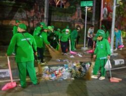 DLHK Denpasar Terjunkan 1.200 Petugas Bersihkan Sampah Usai Pengarakan Ogoh-ogoh, Volume Meningkat Hingga 100 Ton