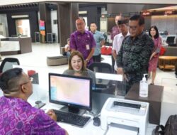 Sekda Alit Wiradana Tinjau Layanan di MPP Sewakadarma, Tetap Beroperasi Meski Saat Cuti Bersama