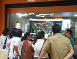Jelang Galungan Kuningan, PLN Tegaskan Jarak Aman Pemasangan Penjor dari Jaringan Listrik