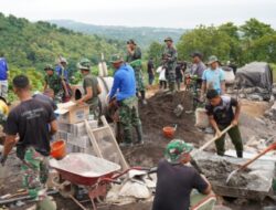 Sinergi TNI dan Warga Desa Depeha Bangun Masa Depan Lewat TMMD Ke-124