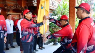 Wawali Arya Wibawa Lepas Kontingen Denpasar Ke Porjar Bali