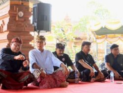 Pecalang Banjar se-Desa Adat Kesiman Ikuti Lomba Ngelawar Sambut Tradisi Ngerebong