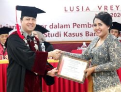 Lusia Vreyda Adveni Raih Gelar Doktor dari Universitas Sahid Jakarta