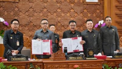 walikota jaya negara sampaikan ranperda rpjmd kota denpasar
