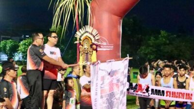 wawali arya wibawa lepas peserta mmse fun run 5k dan 10k