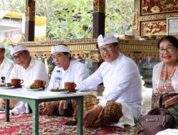 Sekda Alit Wiradana Ngupasaksi Karya Atma Wedana Kan Mepandes Pura Pasek Sumertha
