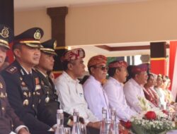 HUT RI ke-80, Bupati Sutjidra Tekankan Perumahan Layak dan Pembinaan Generasi Muda