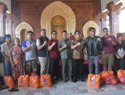Wawali Arya Wibawa Dampingi Kepala BNPB, Suharyanto Kunjungi Pengungsi di Denpasar