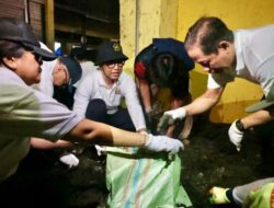 Kolaborasi Wali Kota dan Menteri LH RI Bersihkan Sisa Banjir di Pasar Badung dan Kumbasari