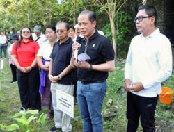 Wawali Arya Wibawa Dukung Penanaman Pohon di Bantaran Sungai Ayung Denpasar