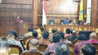 rapat paripurna2.1