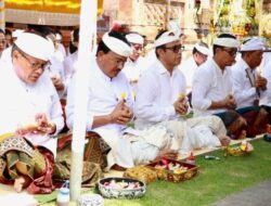 Pemkot Denpasar Ngaturang Bhakti Pujawali Pada Puncak Karya Piodalan Mapadudusan Alit Pura Agung Jagatnatha