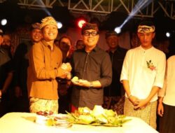 Wawali Arya Wibawa Hadiri HUT ke-54 ST Yowana Mekar Banjar Dualang Peguyangan Kaja