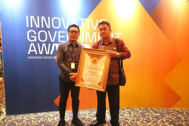 goverment award1.1