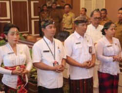 Empat Pejabat Disdukcapil Buleleng Resmi Dilantik, Bupati Sutjidra Tekankan Sistem Merit dan Layanan Bebas Pungli