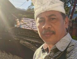 Kantor Desa Sudaji Tetap Disegel, Desakan Buka Segel Tak Digubris Massa