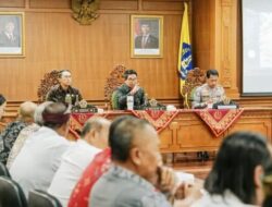 Cari Solusi Terbaik, Bupati Berdialog Dengan Tokoh Masyarakat Kerobokan Kelod