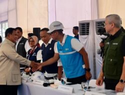 PLN Sambung Listrik untuk Semua Rumah dan Fasum Huntara di Aceh