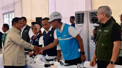 PLN Sambung Listrik untuk Semua Rumah dan Fasum Huntara di Aceh