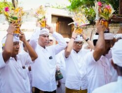 Bupati Badung Pimpin Prosesi Matur Piuning Jelang Karya Agung di Pura Luhur Uluwatu