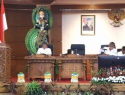 Sidang Paripurna DPRD ke-28: Apresiasi Kinerja Gubernur Koster Empat Kali Sebut Pansus TRAP