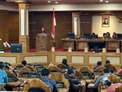 Rapat Paripurna ke-31 DPRD Bali, Gubernur Koster Paparkan Dua Raperda Strategis Segera Dibahas DPRD