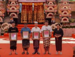 Duta Kabupaten Badung Memukau di Ajang Wimbakara Gender Wayang PKB XLVIII