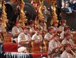 Angklung Kebyar Legian Tampil Spektakuler di PKB 2026