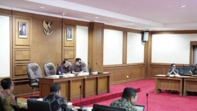 Rai Wirata Pimpin Rapat Pansus Pencabutan Perda Administrasi Kependudukan, Sinkronkan Regulasi dengan Aturan Terbaru